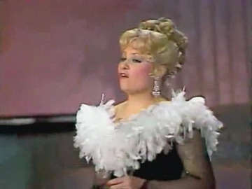 Светлана Варгузова Выходная ария Ганны из оперетты "Весёлая вдова"